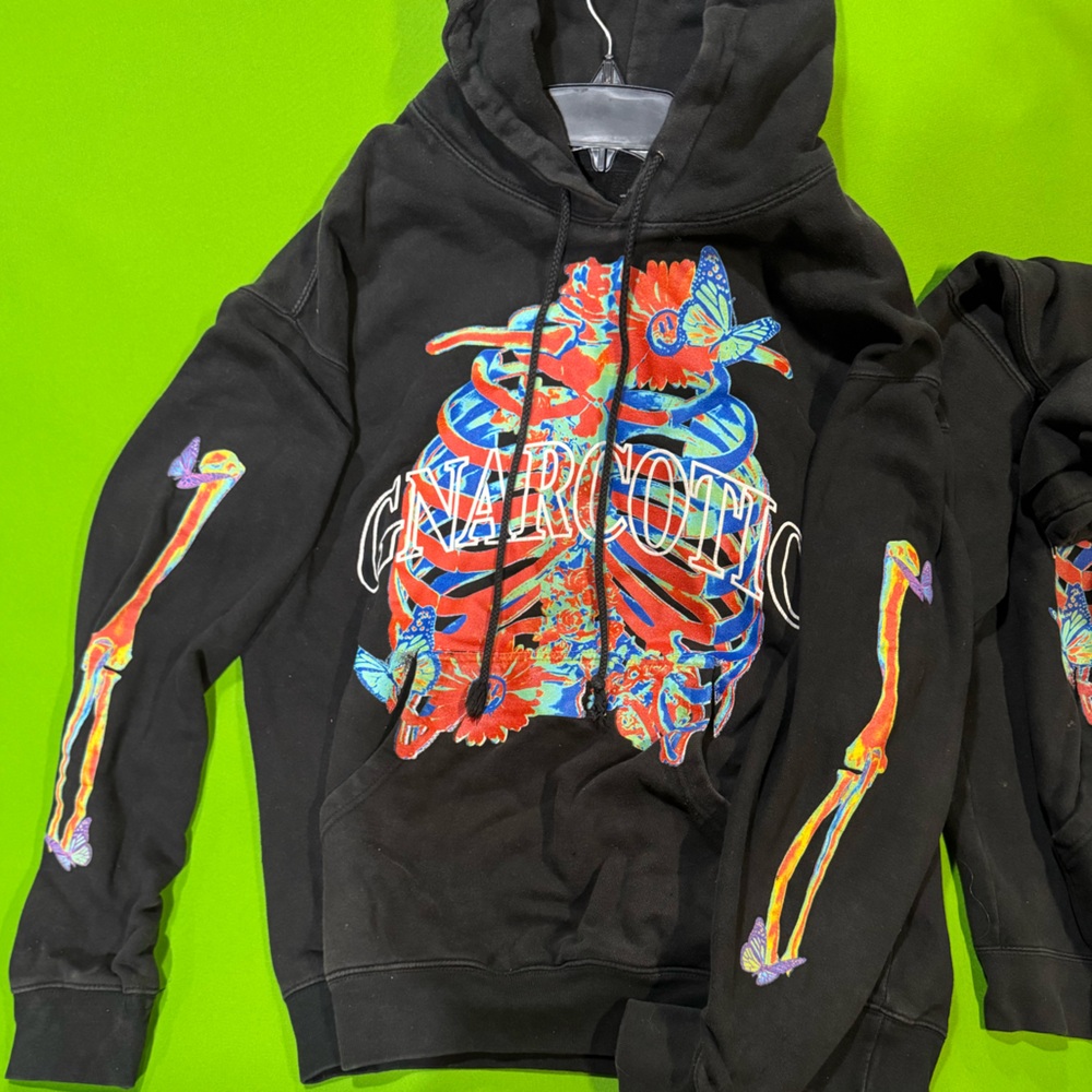 Black Gnarcotic hoodie L (I HAVE TWO)